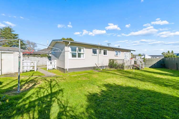 44 & 44A Kelvin Road Papakura_21