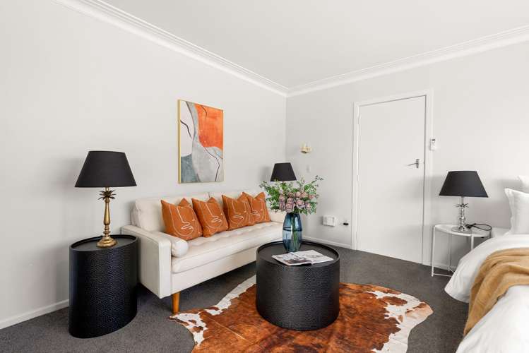 2/82 Huia Road_0