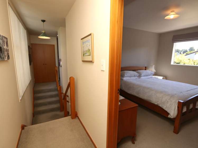 7 Argyle Place Allenton_19