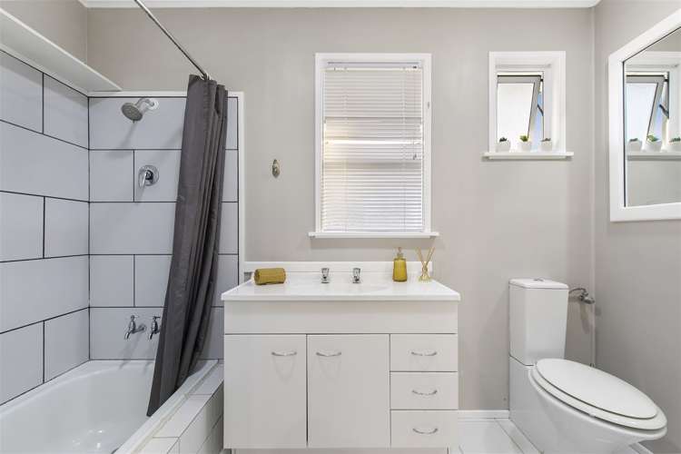 17 Coburg Street Henderson_12