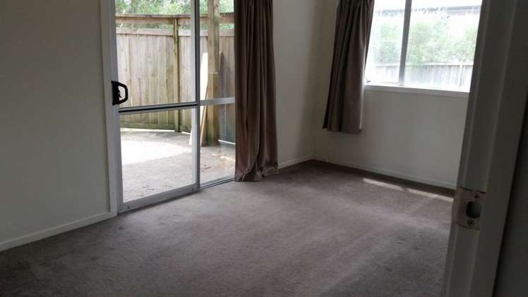 30 Cron Avenue Te Atatu South_15