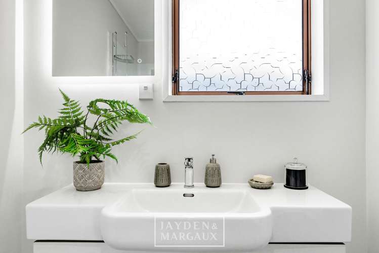 2/166 Panama Road Mount Wellington_13