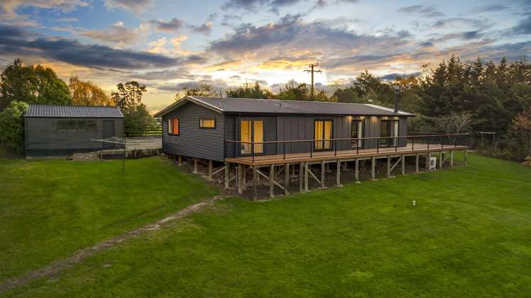 718 Loburn Whiterock Road Loburn_27