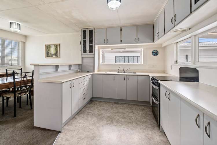 220 Mangorei Road Merrilands_9