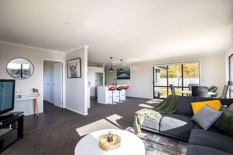 43 Magnolia Drive Westown_1