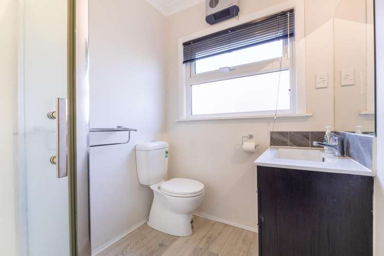 4 Milton Street Roslyn_16