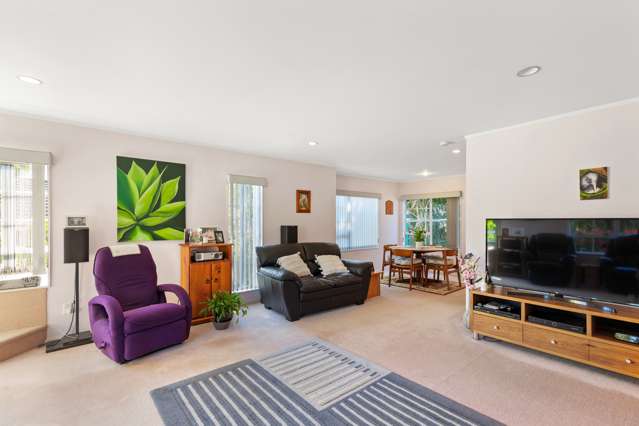 27 Woodfern Crescent Titirangi_4