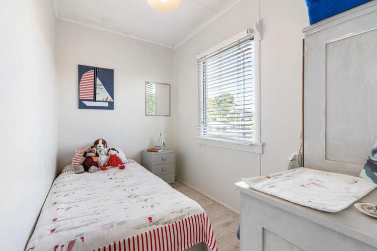 204 Beverley Terrace Whangamata_10