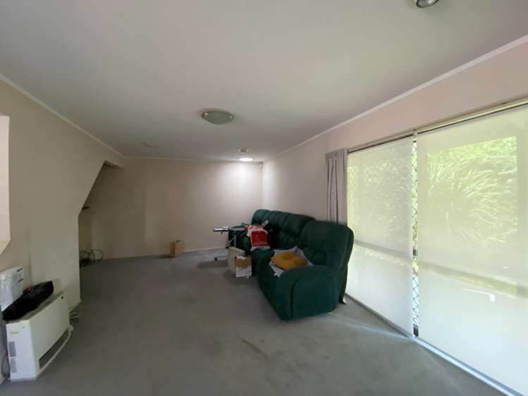 47 Puketea Street Blockhouse Bay_9