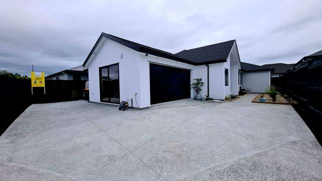 6 Hannah Lane Wainui_2