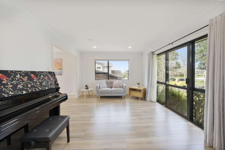 14 Rhinevale Close Henderson_24