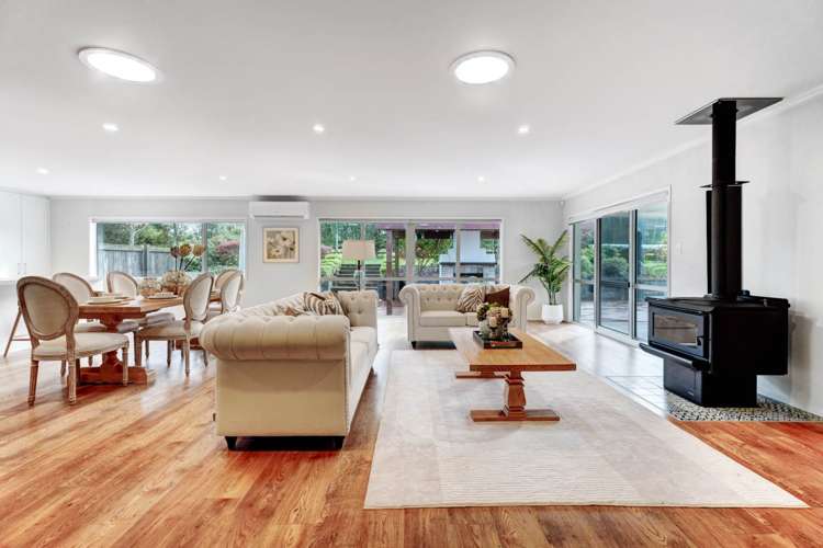 131 McRobbie Road Kingseat_10