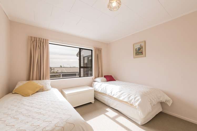 33 Washbourn Drive Richmond_24