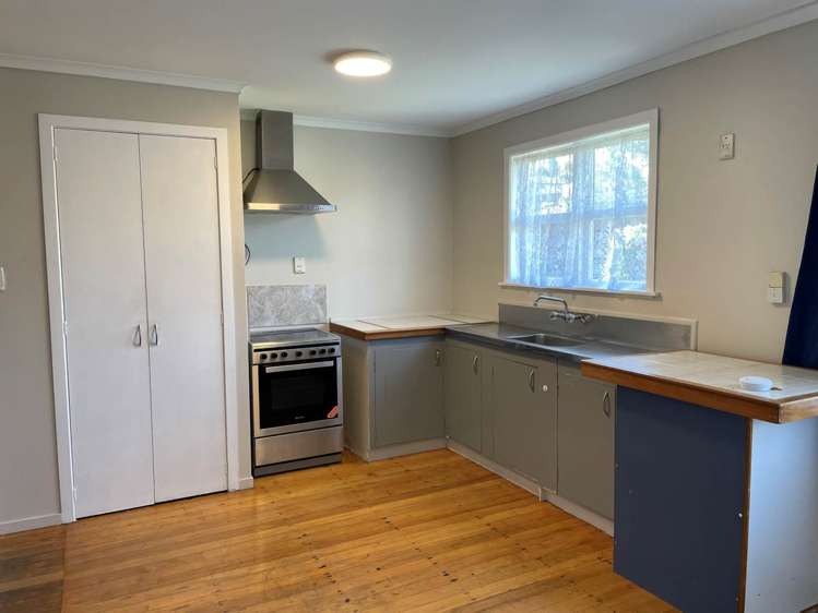 128 Edmonton Road Te Atatu South_3