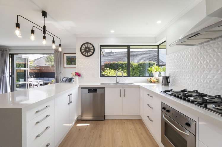 11 Geneva Terrace Kelvin Grove_1