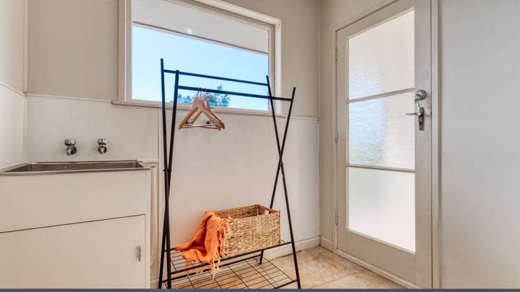 1 Barron Crescent Fenton Park_13