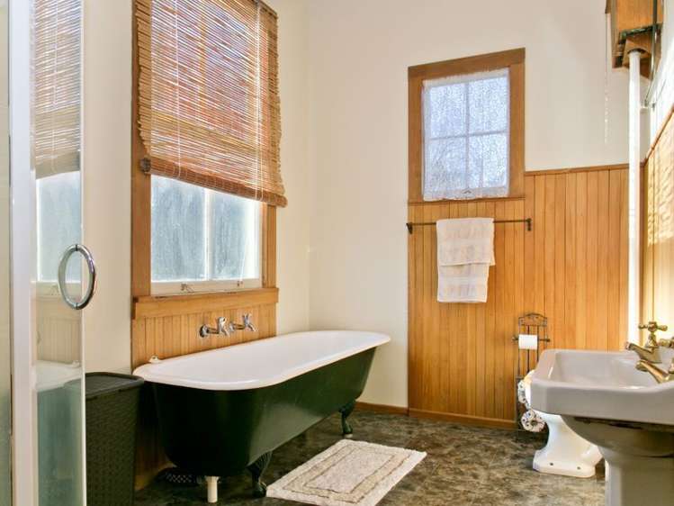 1575 River Road Broadlands_5