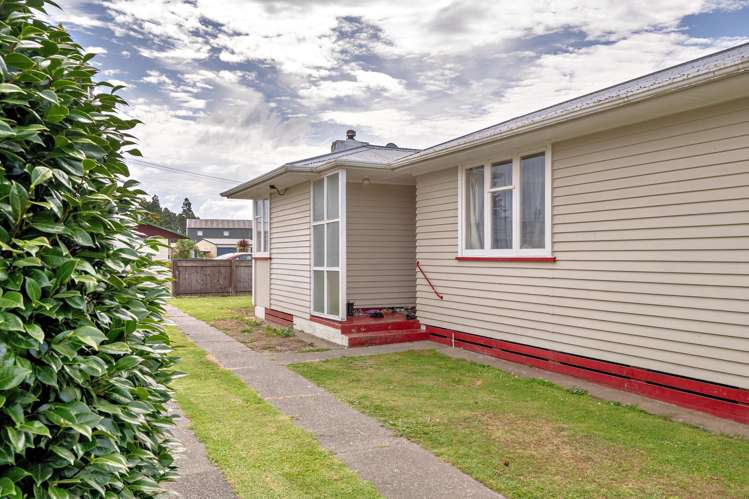 18 St John Street Opotiki_14