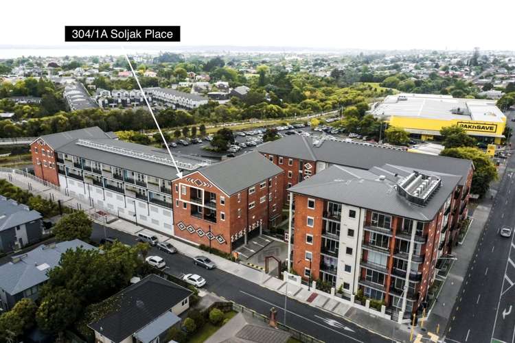 304/1a Soljak Place Mount Albert_12