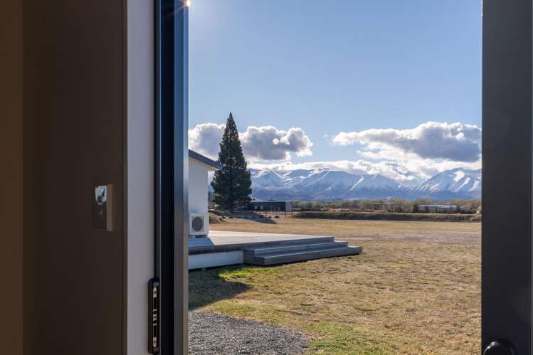 23 Old Glen Lyon Road Twizel_34