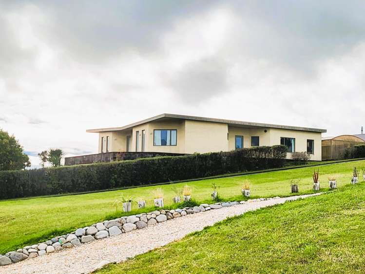 33 Ruataniwha Drive Collingwood_4