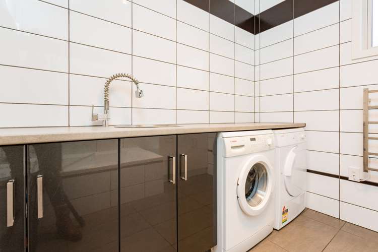 1/20 Moffett Street Islington_11