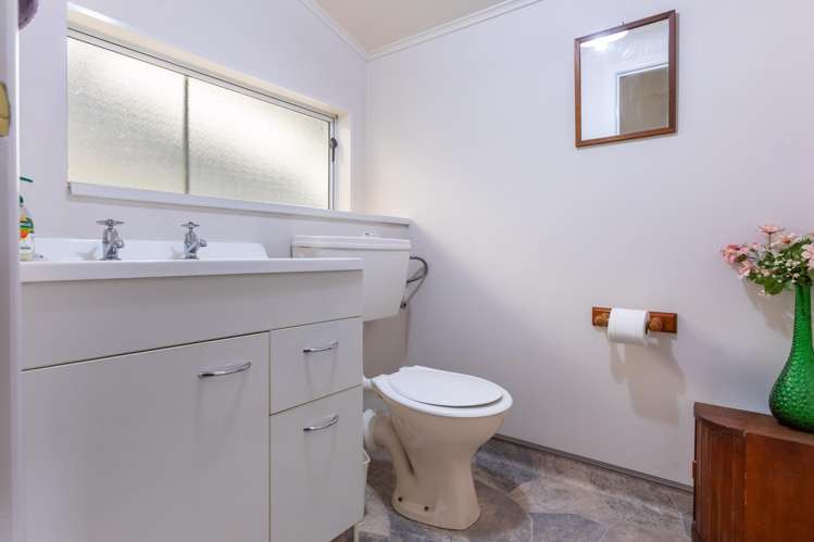 27 Robertshawe Crescent Dannevirke_15