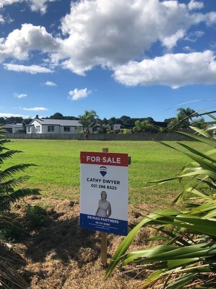 109 Kelly Jade Avenue Matarangi_1