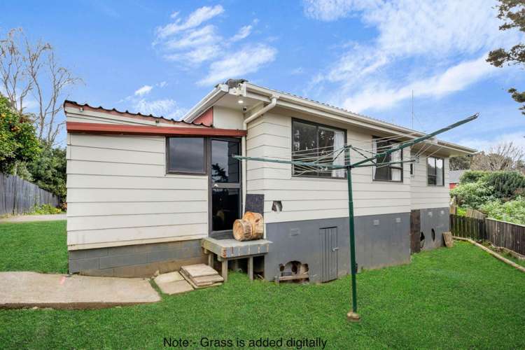 2/33 Seaward Place Wattle Downs_21