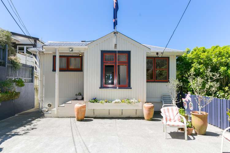 45 Mortimer Terrace Brooklyn_14