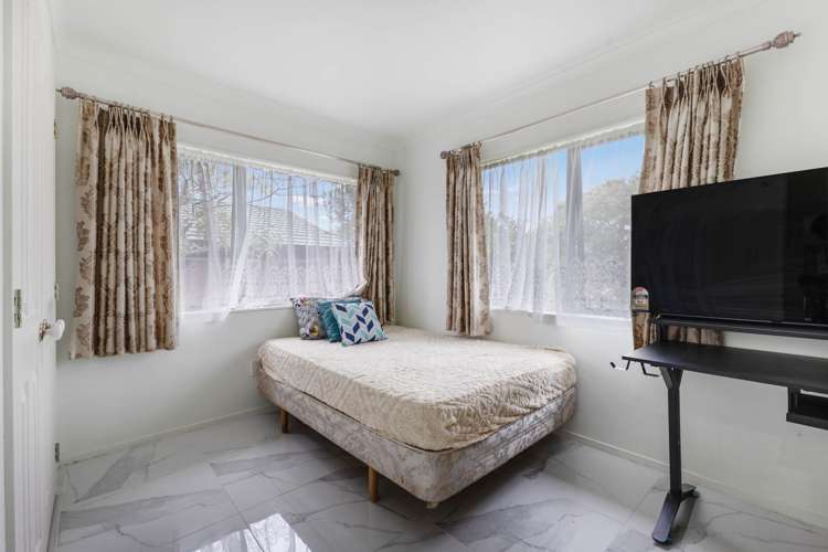 5 Courtvale Place Flat Bush_11