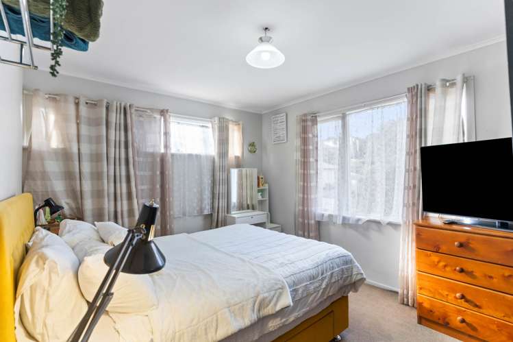 4B Walsall Street Avondale_13