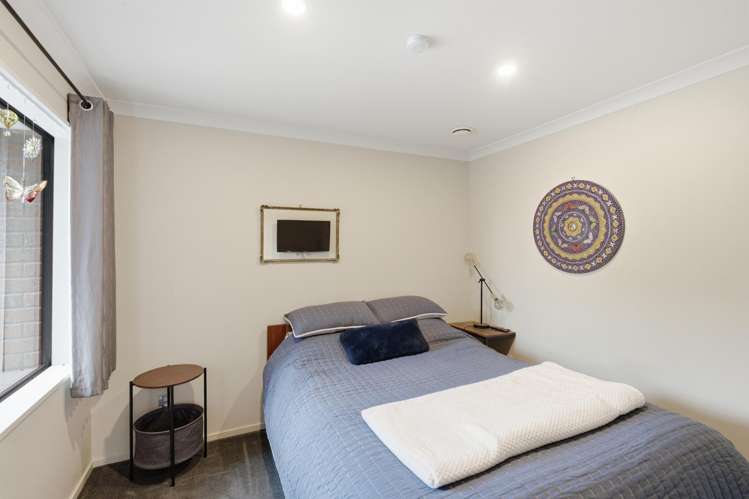 8 Haydon Place Amberley_12