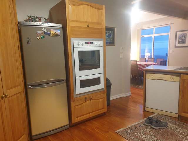 19 The Crescent Raumati South_4