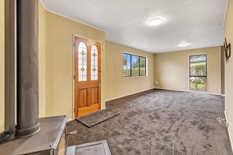 6 Kirkcaldie Grove Levin_16