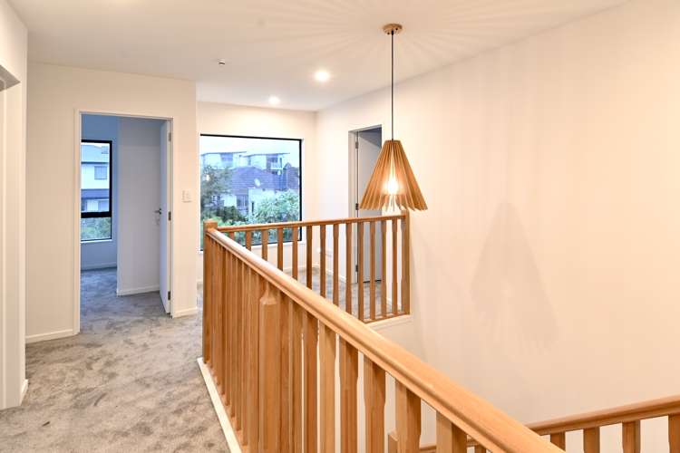 4 Ropata Avenue Point England_6