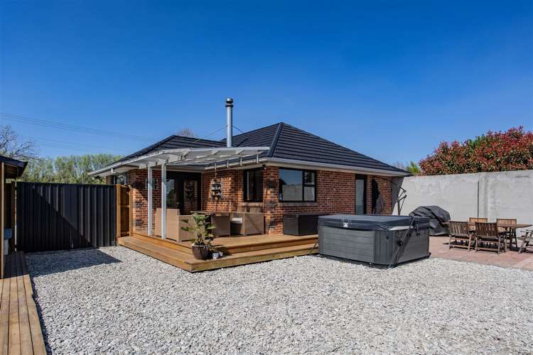 1273 Main North Road Waikuku_16