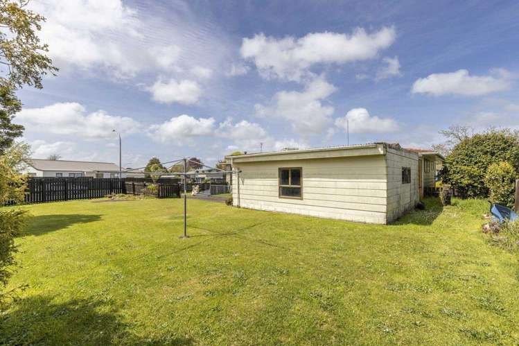 12 Towai Street Inglewood_10