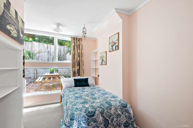 2/84 Glenvar Road Torbay_8
