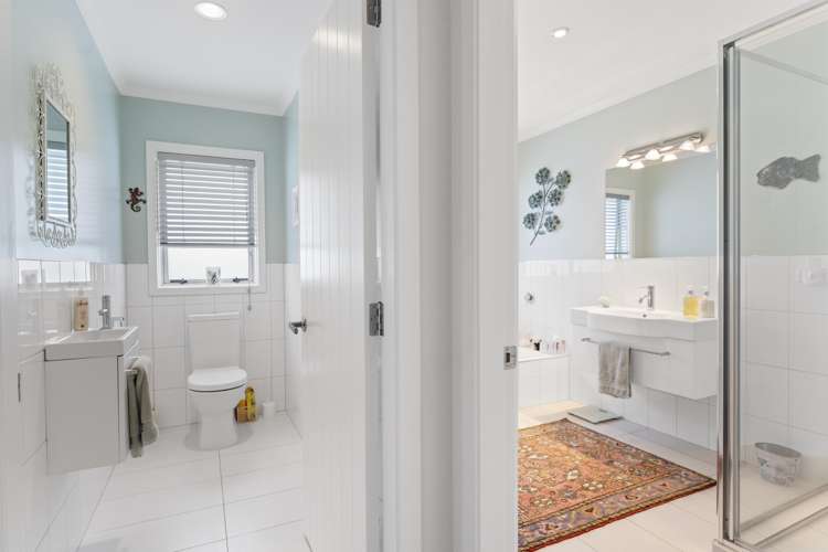 11 Byron Brown Place Otaki Beach_13