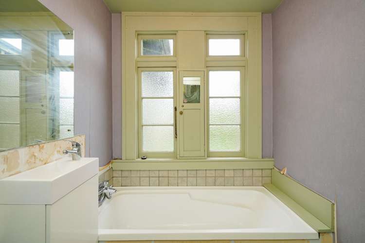 8 Alice Street Gladstone_12