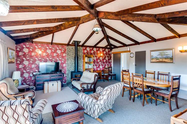 208 Caroline Place Mayfair_9