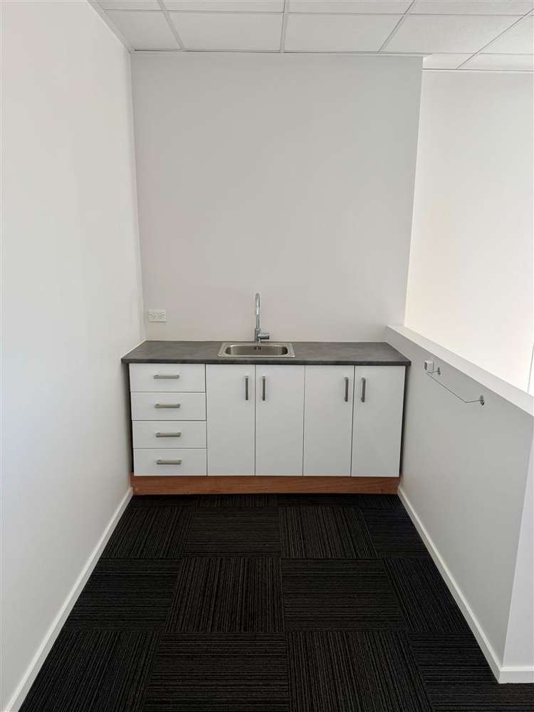 Unit 1 5 School Road_6