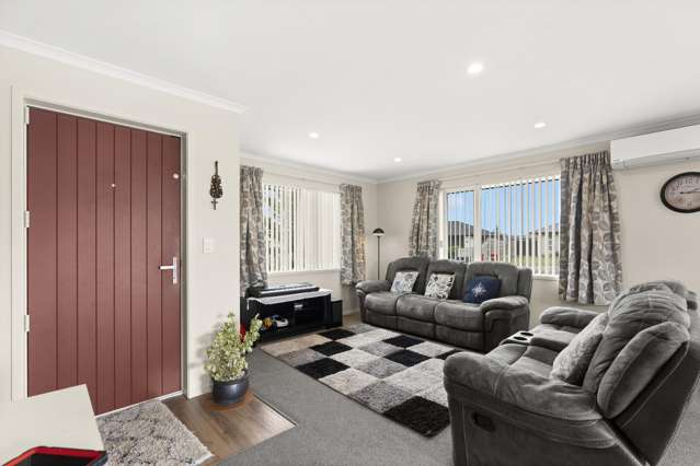 8 Maple Grove Solway_2