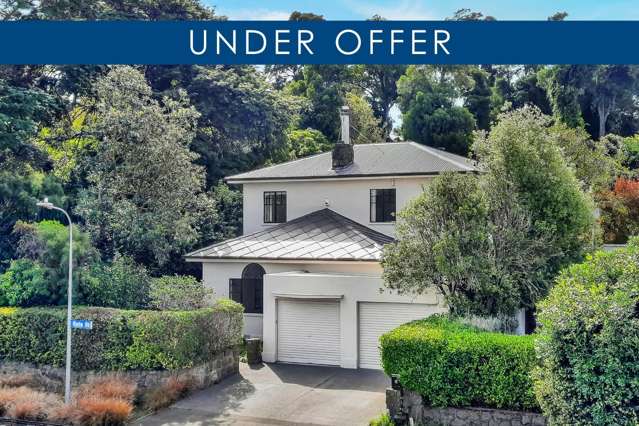 Stunning Five Bedroom Family Home Beside Riccarton Bush