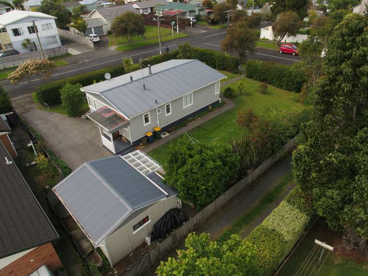 1 Rewa Street New Lynn_14
