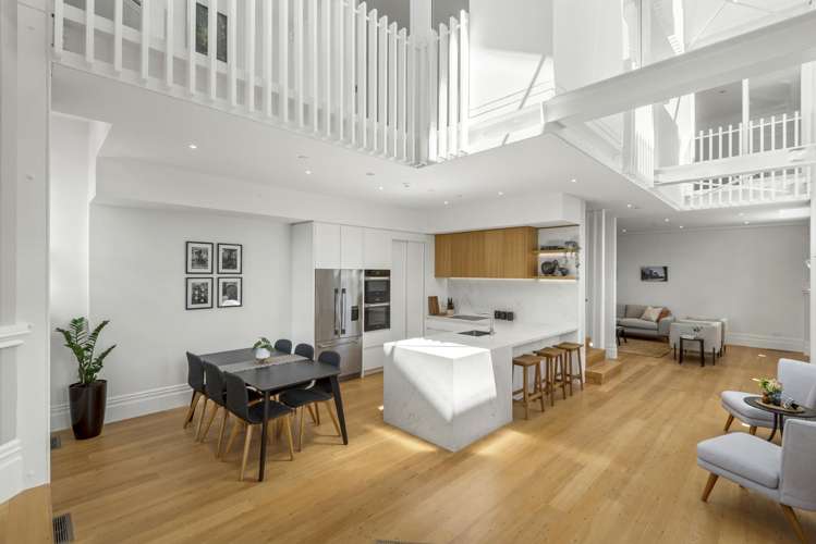 2/16 View Road Mt Eden_7