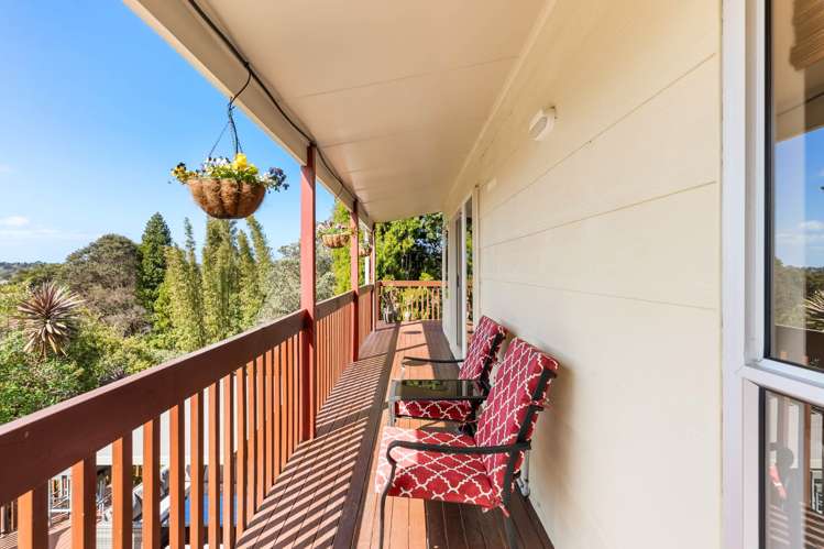 14 Longfellow Parade Glen Eden_26