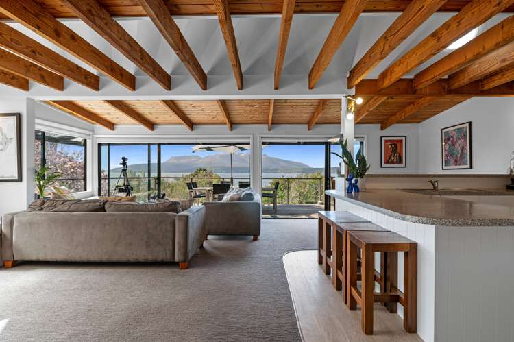 35 Spencer Road Lake Tarawera_5