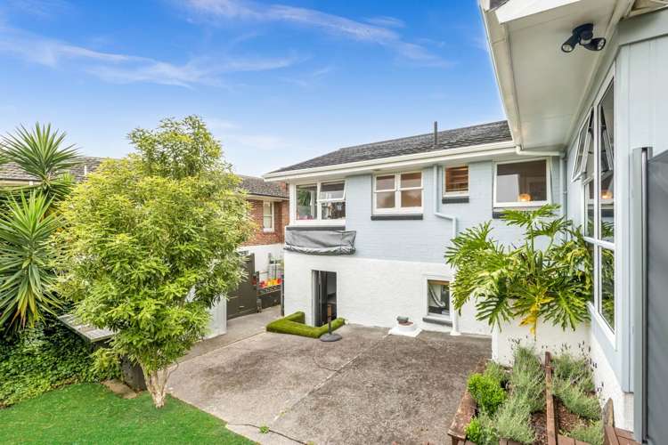 13 David Avenue Hill Park_23